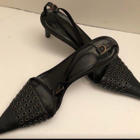 BURBERRY PORSUM BLACK LEATHER SHOE WITH HEEL  AND GROMIT FRONT DETAIL - Picture 8 of 12